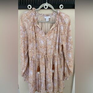 House of Harlow 1960 dress, size S, peachy beige floral. NWOT